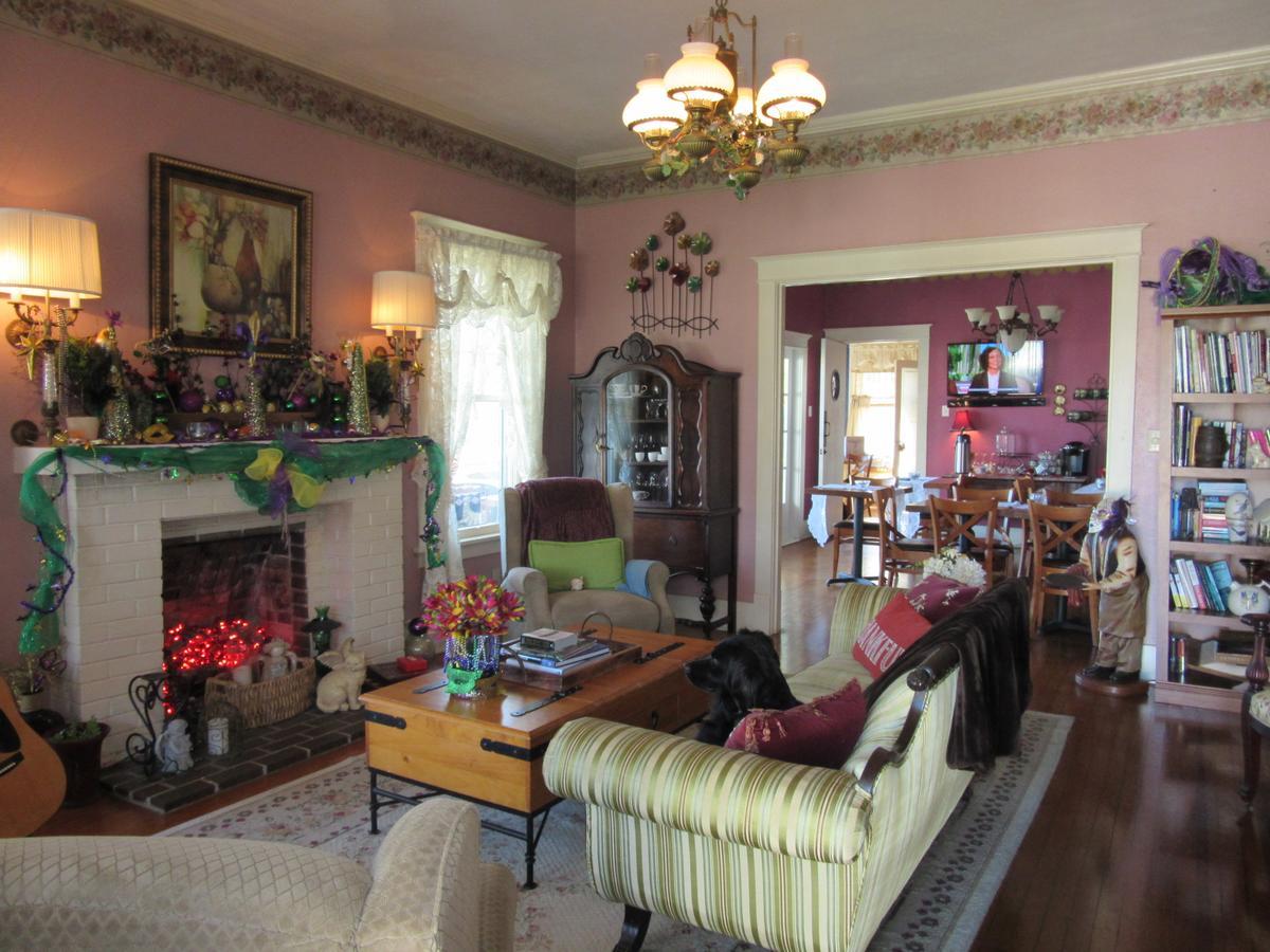 The Carriage House Bed & Breakfast Jefferson ภายนอก รูปภาพ